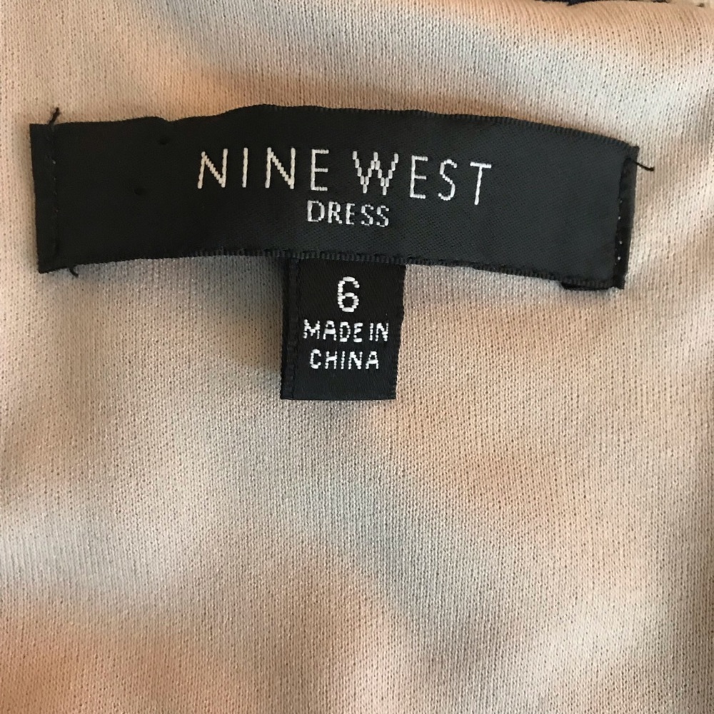 Nine West‎ Navy/Nude Sheath Dress - Picture 6 of 8